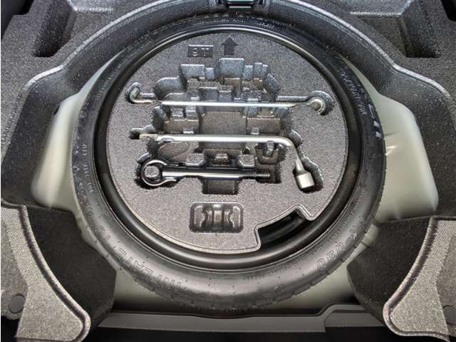 トヨタ カローラ