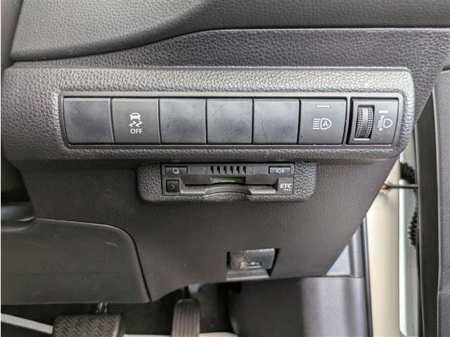 トヨタ カローラ