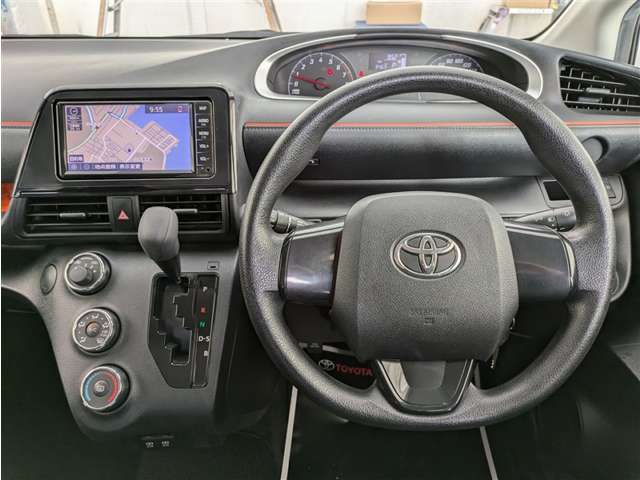 トヨタ シエンタ