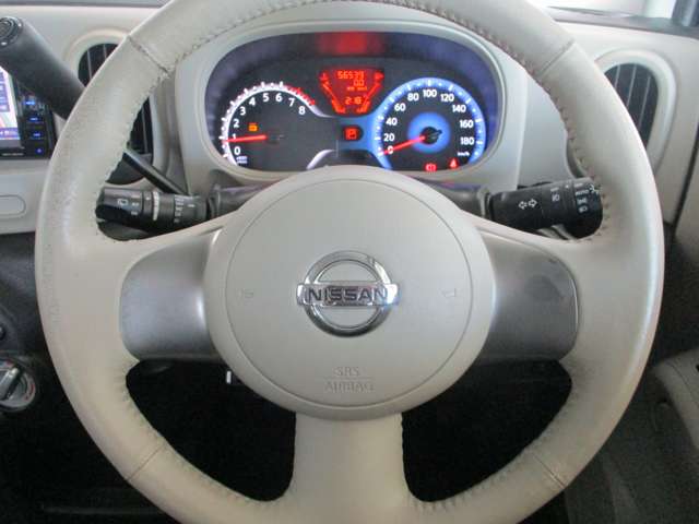 日産 キューブ