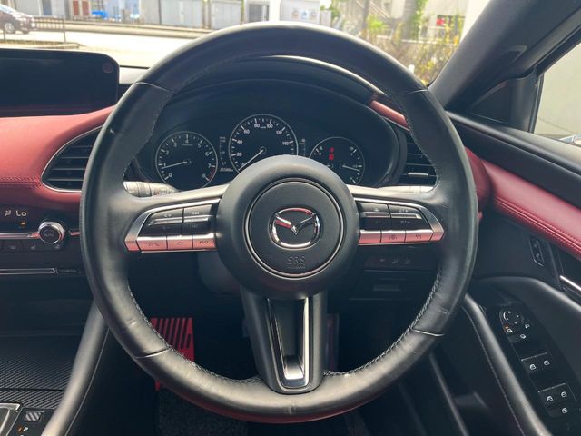 マツダ MAZDA3ファストバック