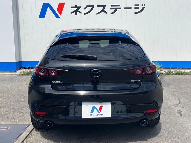 マツダ MAZDA3ファストバック