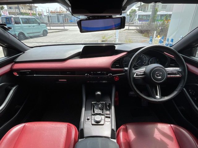 マツダ MAZDA3ファストバック