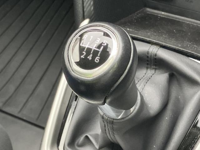 マツダ MAZDA2