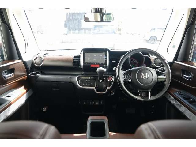 ホンダ N-BOXスラッシュ