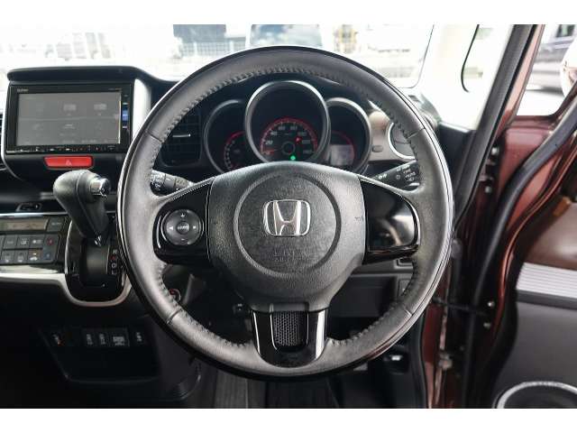 ホンダ N-BOXスラッシュ