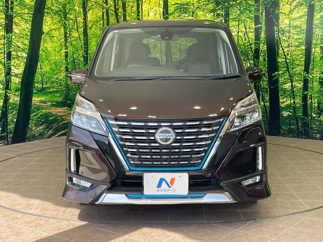 日産 セレナ