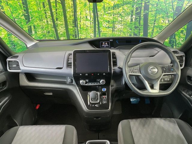 日産 セレナ
