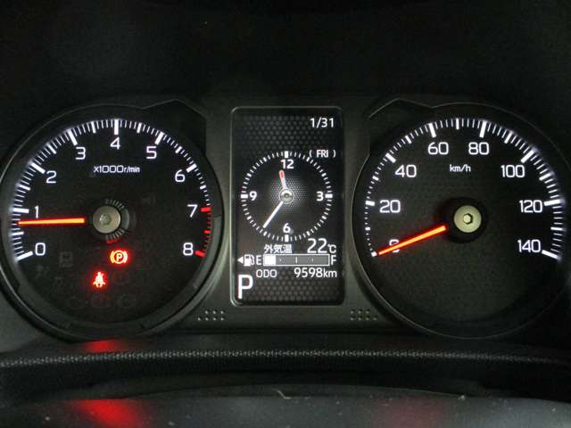 ダイハツ タフト