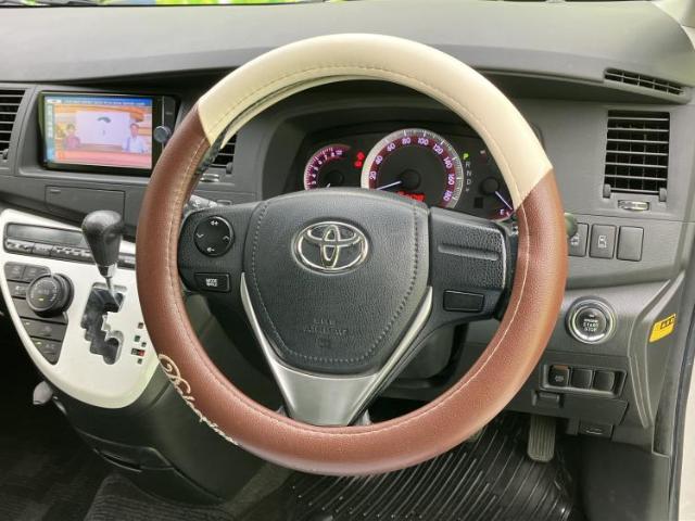 トヨタ アイシス
