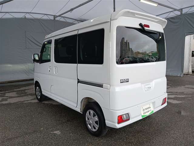 トヨタ ピクシスバン