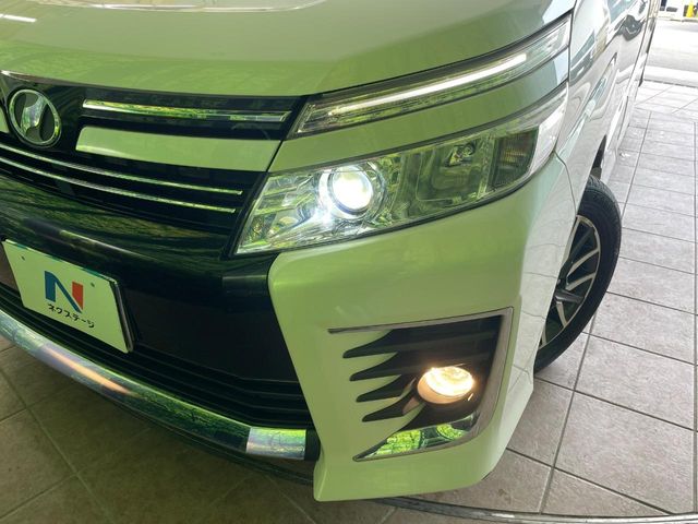 トヨタ ヴォクシー