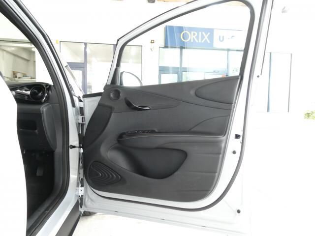 BYD BYDドルフィン