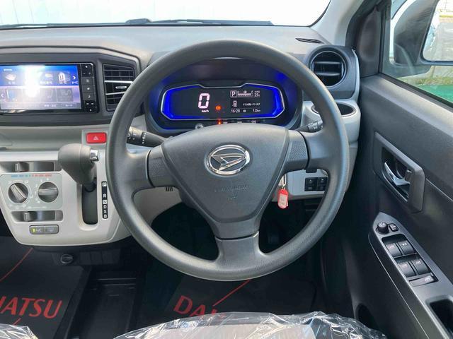 ダイハツ ミライース