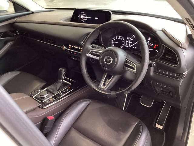 マツダ CX-30