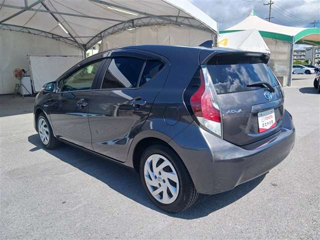 トヨタ アクア