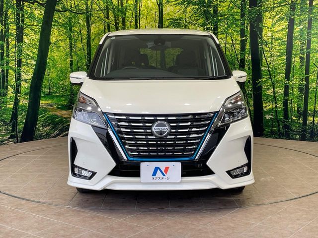 日産 セレナ