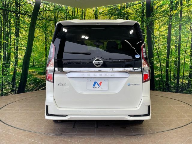 日産 セレナ