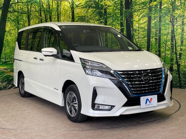 日産 セレナ