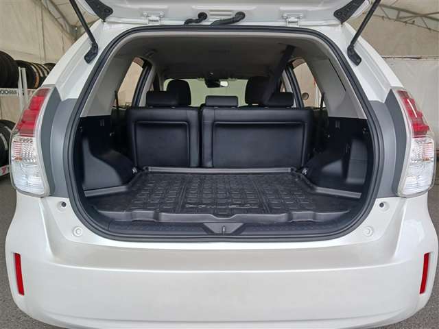 トヨタ プリウスα