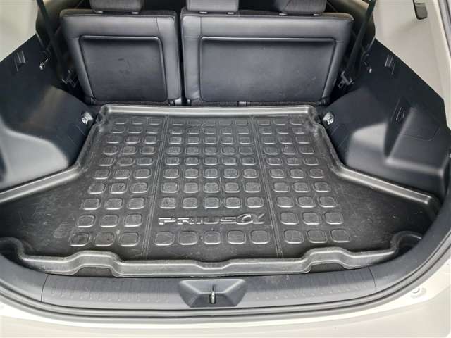 トヨタ プリウスα