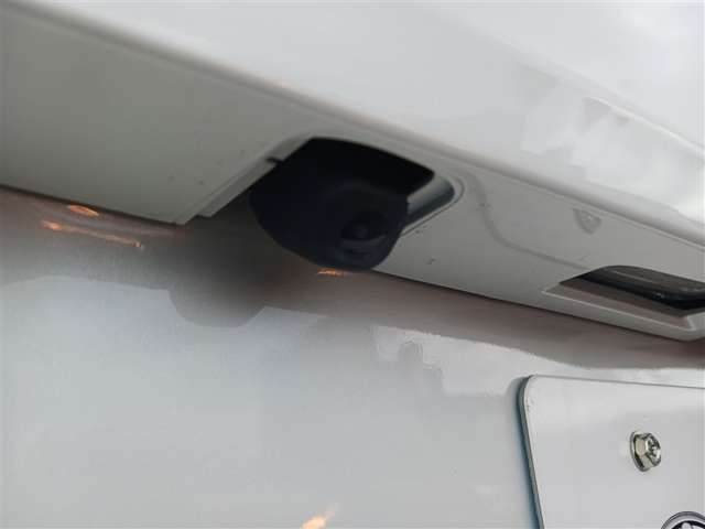 トヨタ プリウスα