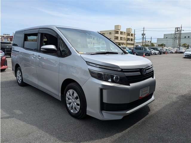 トヨタ ヴォクシー