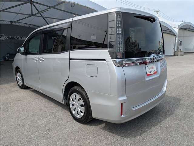 トヨタ ヴォクシー