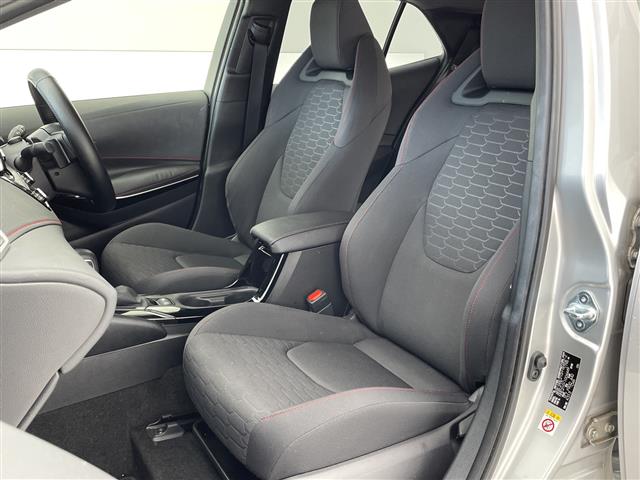 トヨタ カローラスポーツ