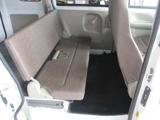 日産 NV100クリッパー