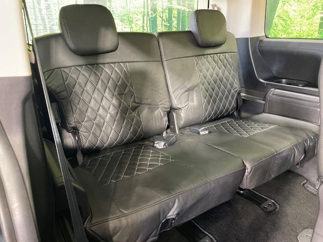 三菱 デリカD：5