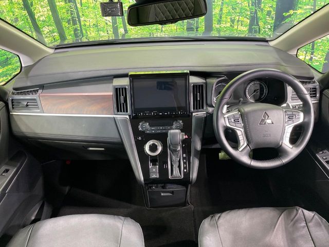 三菱 デリカD：5