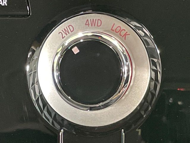 三菱 デリカD：5