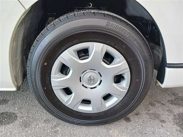 トヨタ ハイエースバン