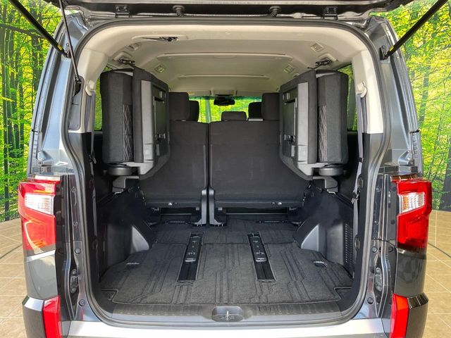 三菱 デリカD：5