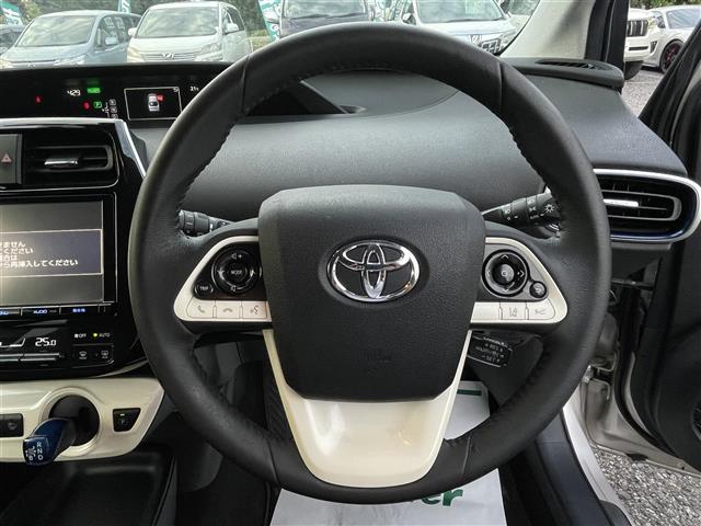 トヨタ プリウス