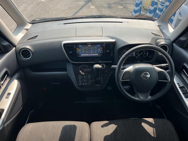 日産 デイズルークス