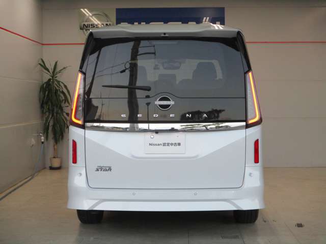 日産 セレナ