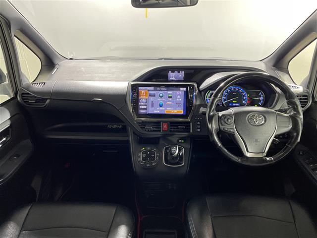 トヨタ ヴォクシー