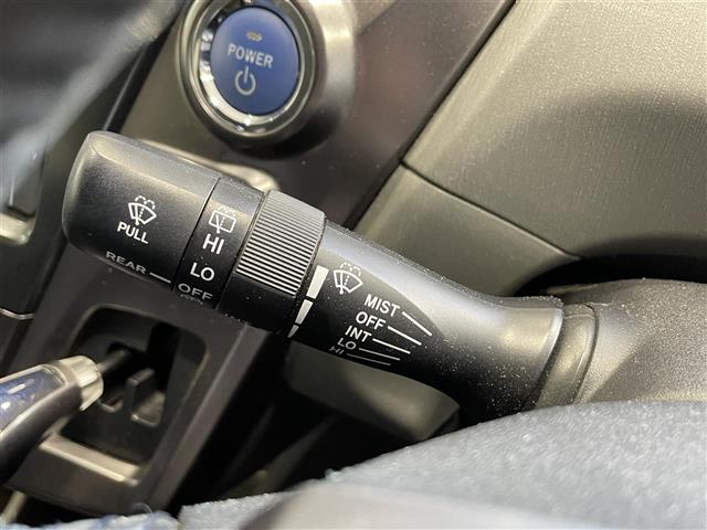 トヨタ プリウスα