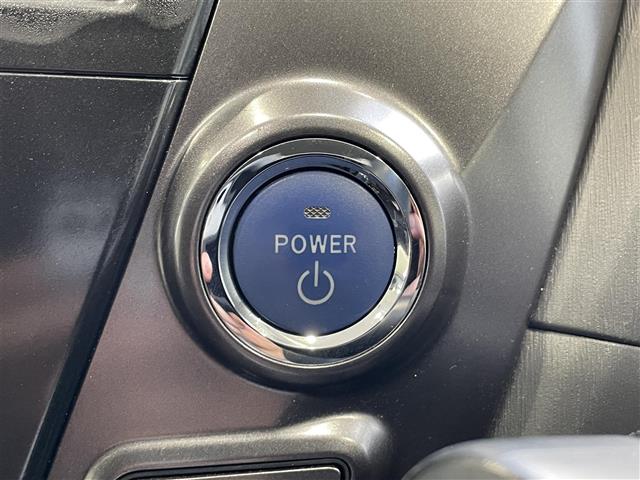 トヨタ プリウスα