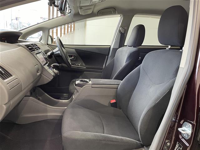 トヨタ プリウスα