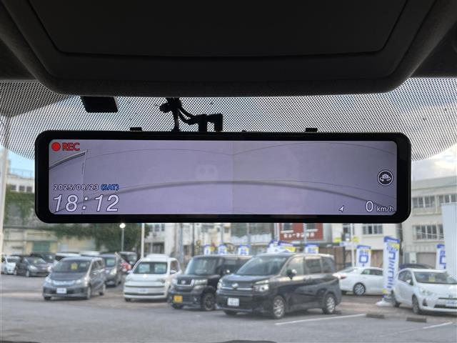 トヨタ プリウスα