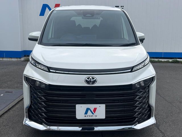 トヨタ ヴォクシー