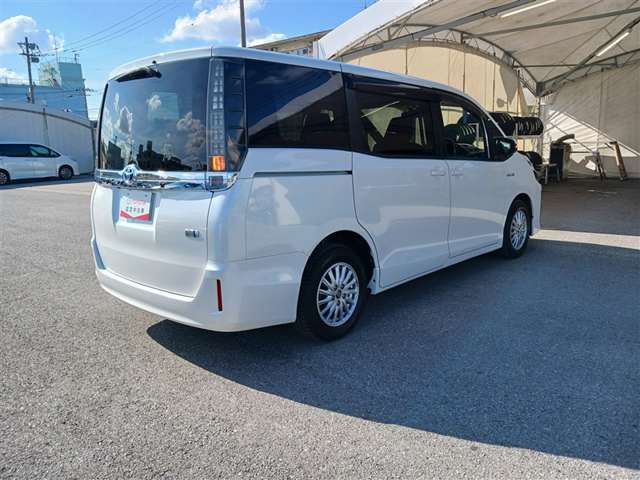 トヨタ ヴォクシー