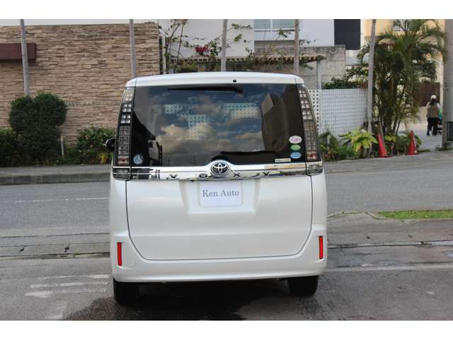 トヨタ ヴォクシー