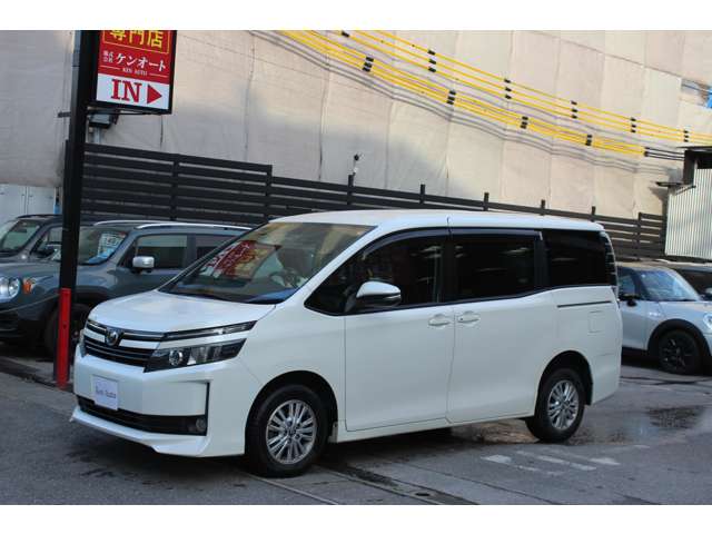 トヨタ ヴォクシー