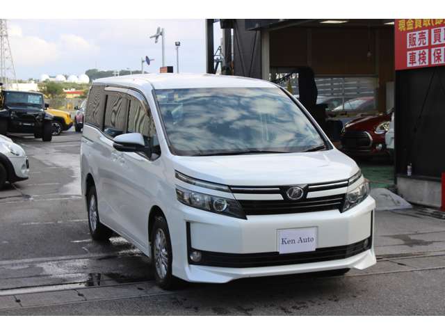 トヨタ ヴォクシー