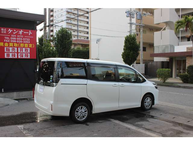 トヨタ ヴォクシー