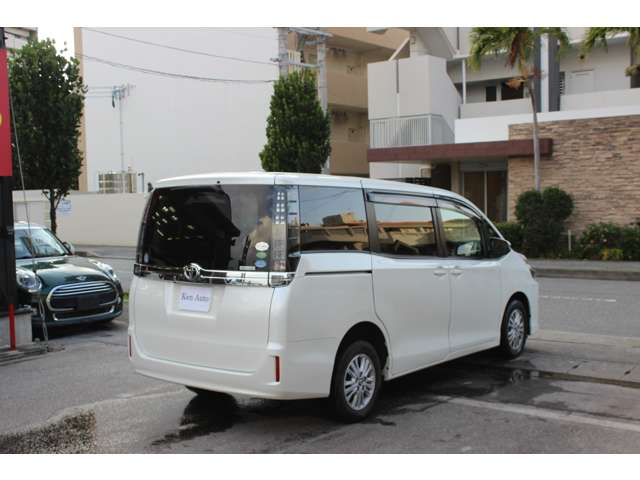 トヨタ ヴォクシー